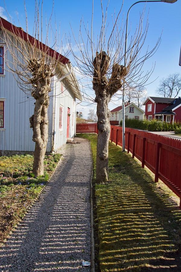 Hotell Mikaelsgarden Vårgårda 外观 照片