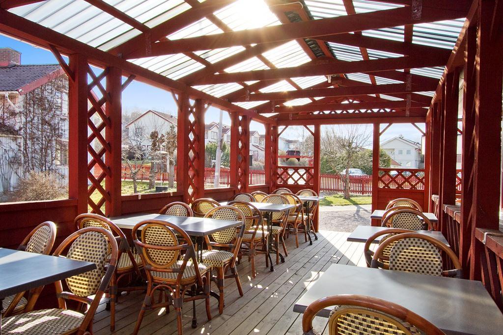 Hotell Mikaelsgarden Vårgårda 外观 照片