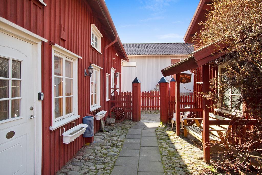 Hotell Mikaelsgarden Vårgårda 外观 照片