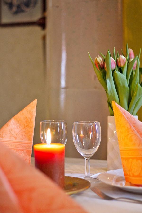 Hotell Mikaelsgarden Vårgårda 外观 照片
