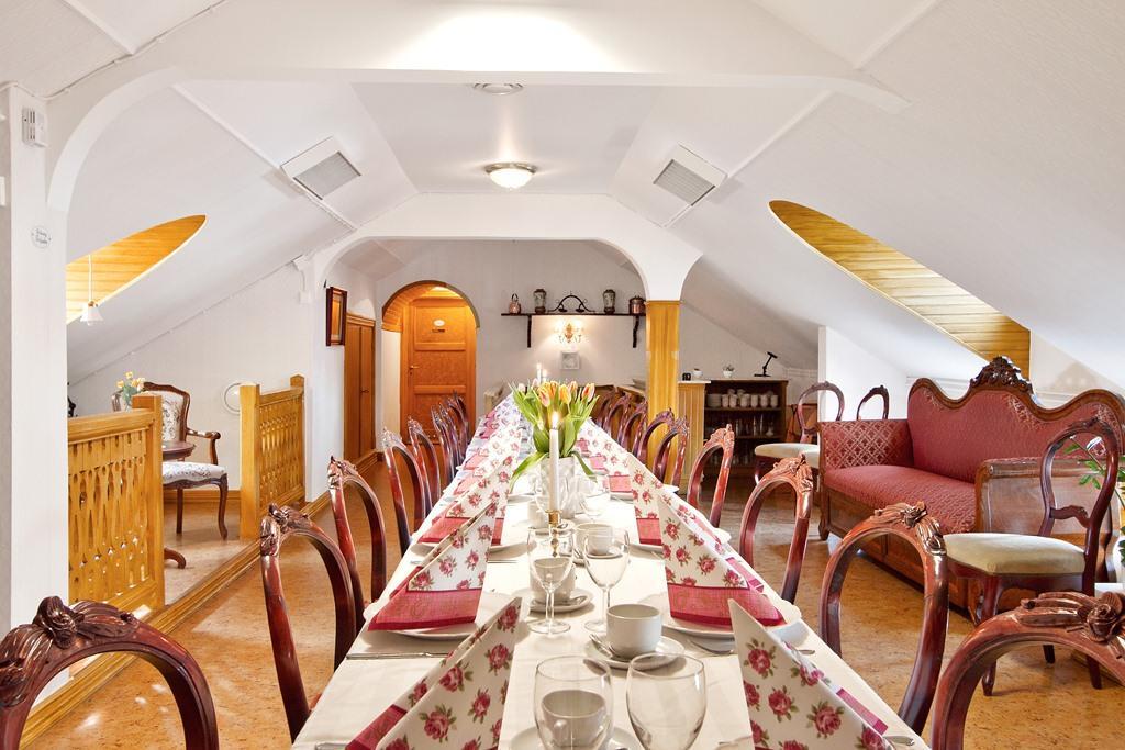 Hotell Mikaelsgarden Vårgårda 外观 照片